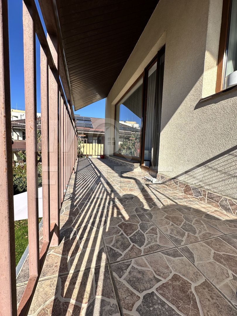 Casă spațioasă  – Florești , 131 mp utili, 220 mp teren - Poză 27