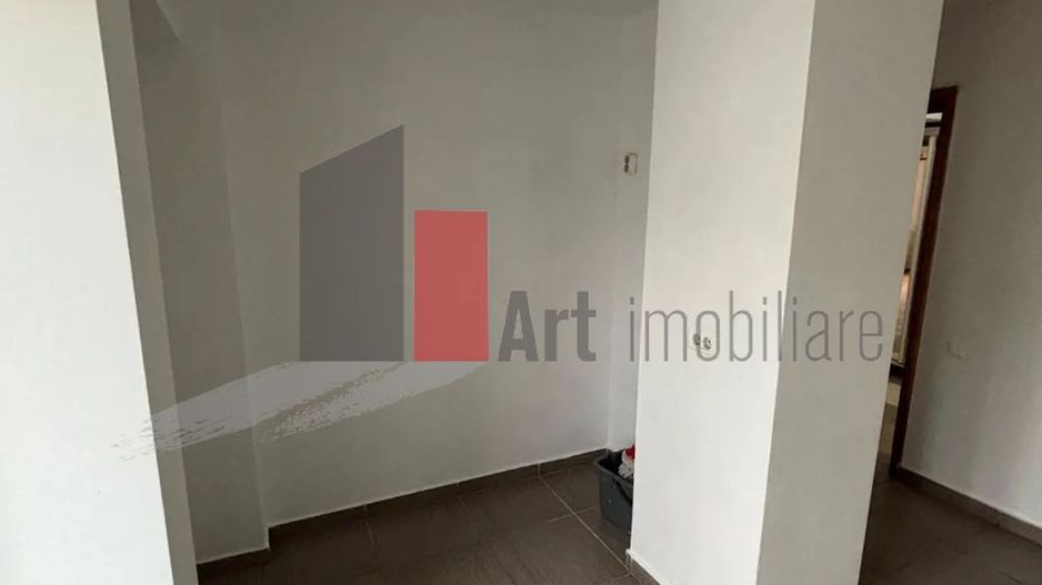 2 Camere Decebal - Poză 2