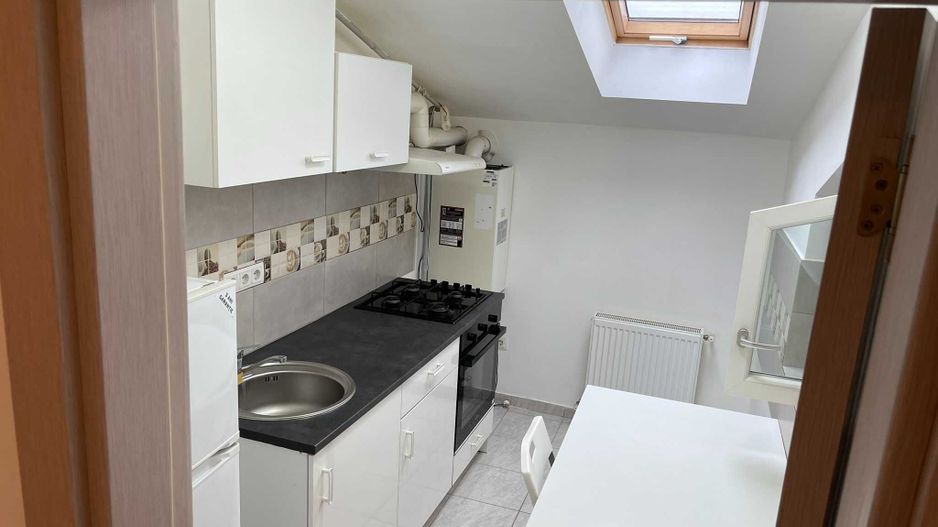 Apartament 2 camere Titan, lângă metrou, mobilat și utilat 470 € - Poză 2