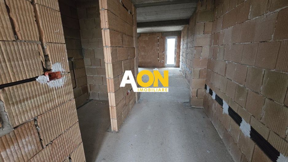 1/2 Duplex Zona Dealul Furcilor 4 Camere, 300mp Teren, 60mp Subsol - Poză 4