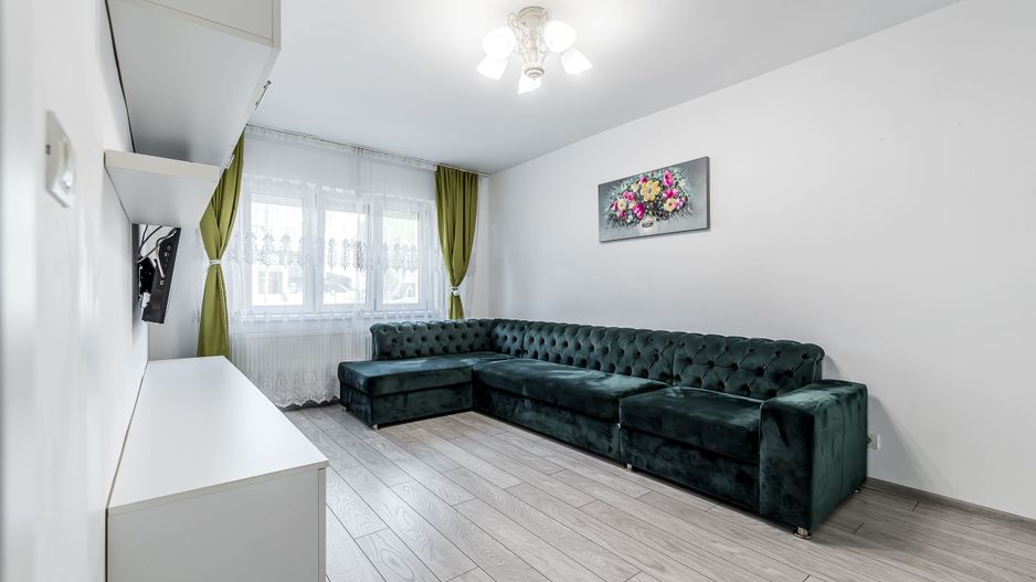 Apartament la cheie cu 2 camere decomandat central Comision 0 - Poză 1