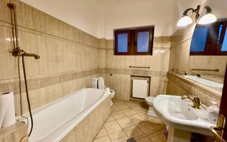 INCHIRIERE APARTAMENT SPATIU BIROU 5 CAMERE PIATA VICTORIEI CENTRALA PROPRIE - Poză 7