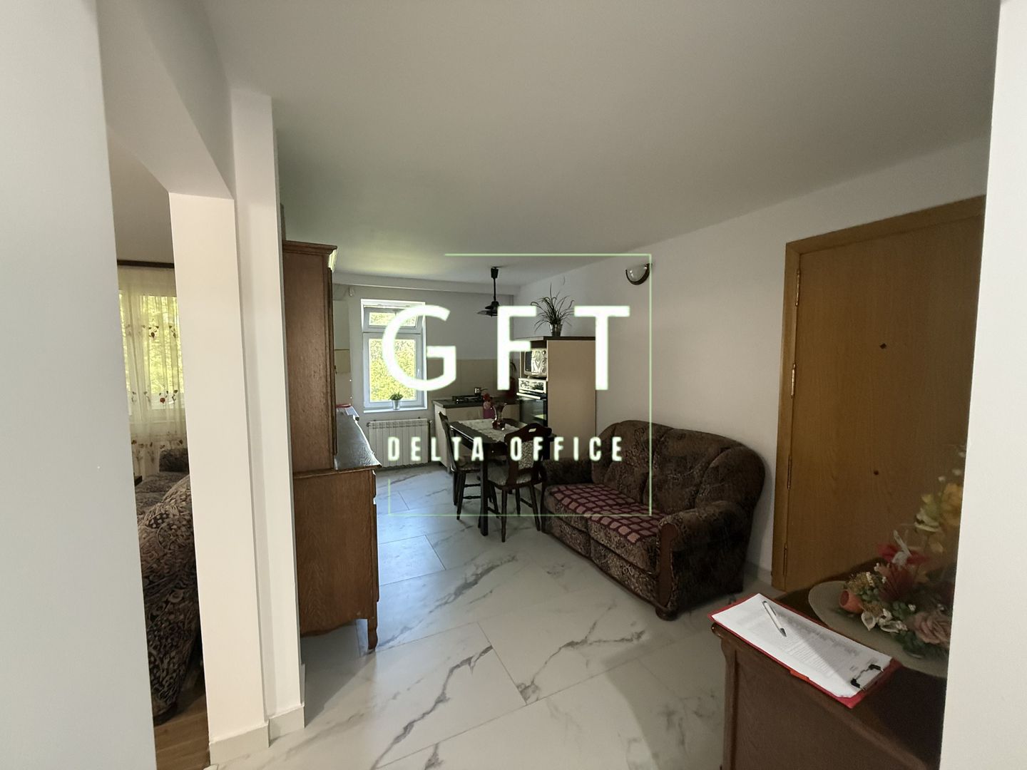 Apartament 3 camere central Beclean - Poză 1