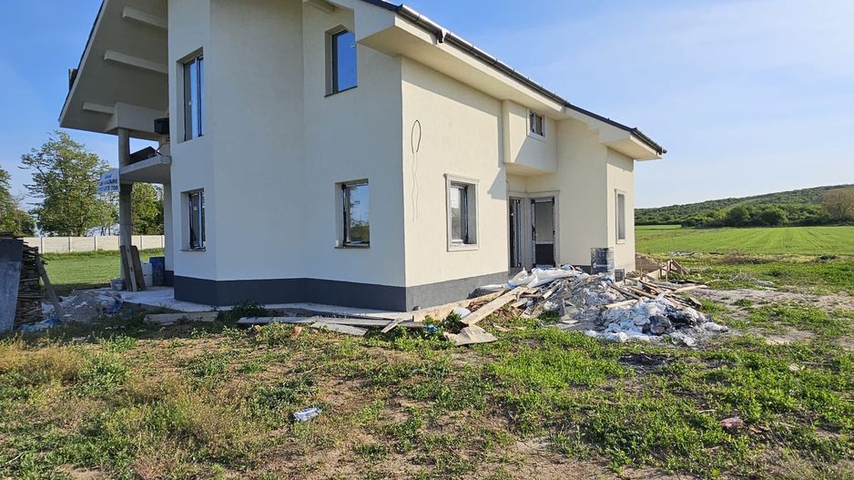 Casa Semifinisata Oncea Oradea - Poză 1
