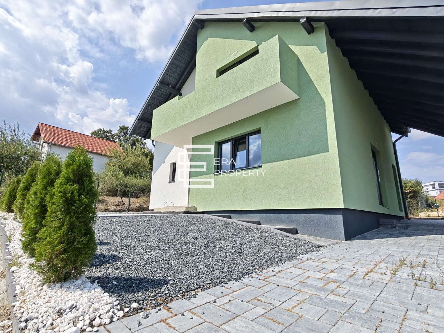 Casă single- 5 Camere - teren 504 mp -Selimbar, Cartierul Tineretului - Poză 2
