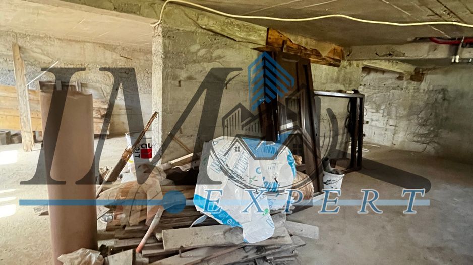 Casa semi finalizată de vânzare in Lancram - Poză 11