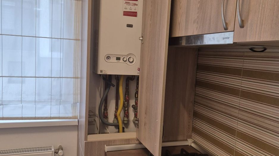 GARSONIERA - PARCARE INCLUSA, BUCATARIE INCHISA, CENTRALA PROPRIE - Poză 7