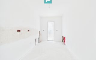 1/2 Duplex cu 4 camere și 2 băi în Moșnița Nouă - Poză 6