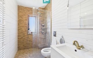 Casă modernă cu 6 camere în Vladimirescu - Poză 10