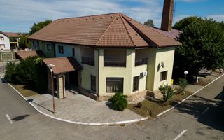 Casă in Cartierul Verde - Poză 1