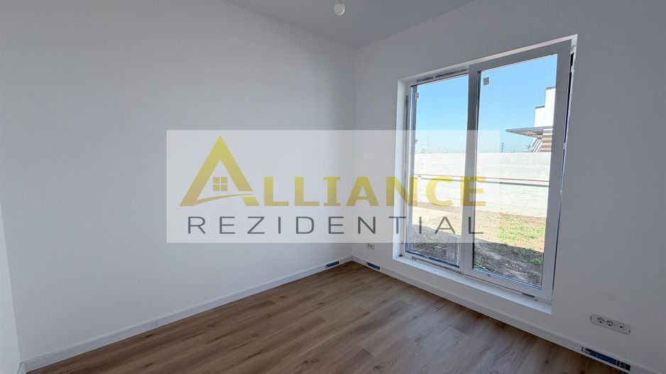 Casa Individuala - 4 camere - 2 bai - 386 mp teren - Poză 10