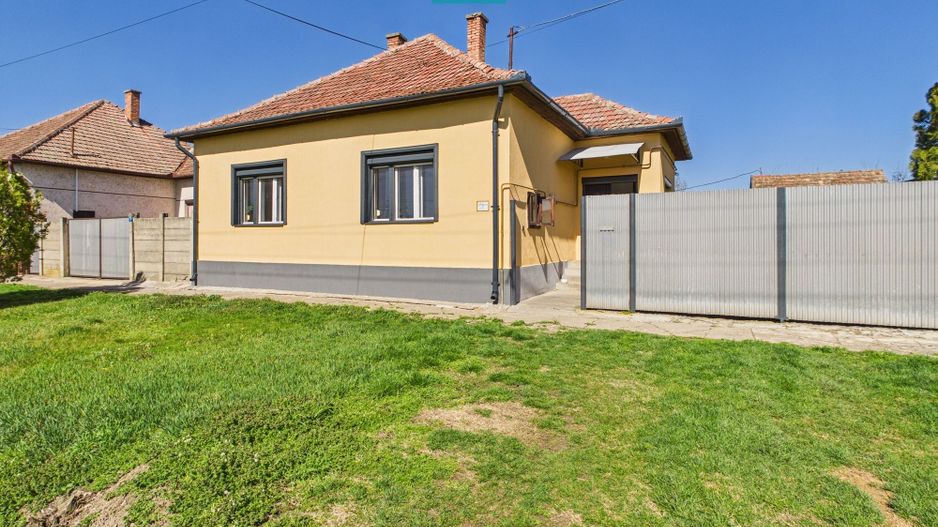 Casă cu 3 camere lângă frontiera Turnu - Poză 1