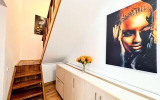 Apartament cu 5 camere de vânzare, zona Ultracentrala - Poză 1