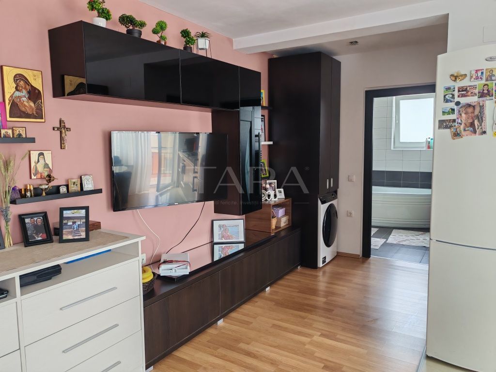 Apartament cu 2 camere, 58 mp + balcon generos – Florești. - Poză 4