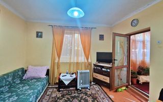 Vanzare casa cu teren 1800 mp, Pitesti str Bananai, la intrare - Poză 9