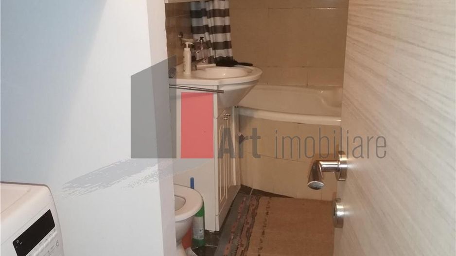 Vânzare apartament semidecomandat 4 camere cu centrală Bd. Obregia - Poză 13