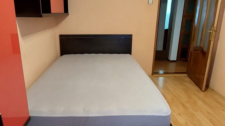 De închiriat apartament cu 3 camere, etaj 1, Siderurgistilor, 400 euro - Poză 6