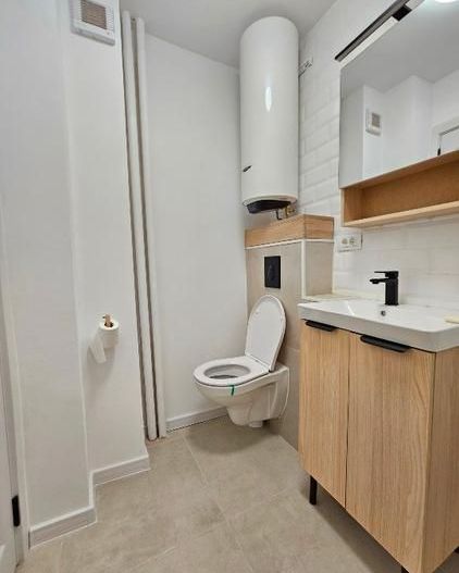 Apartament 2 camere. Decomandat. Cu Parcare.  La 5 min metrou Aparatorii Patriei - Poză 9