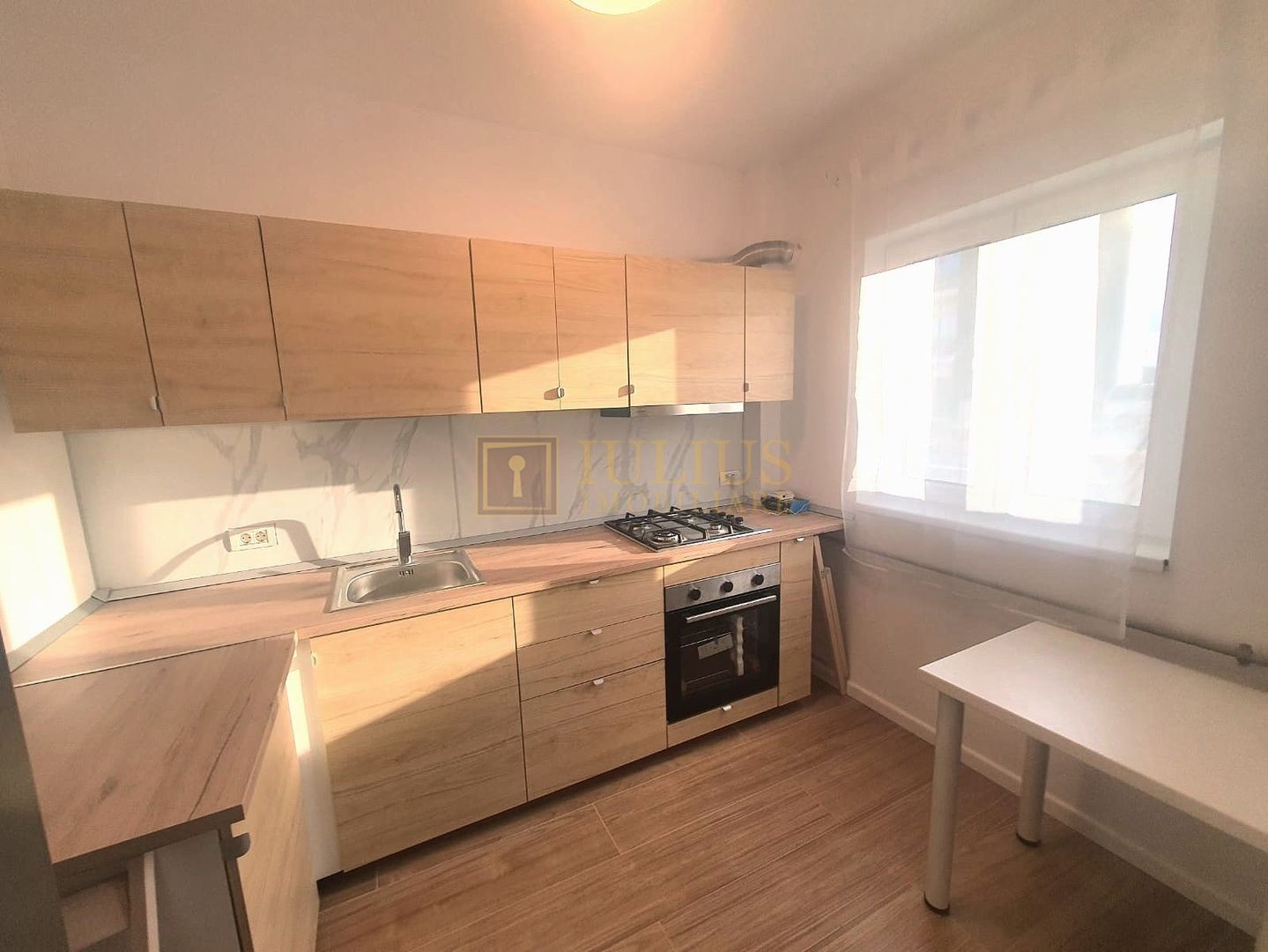 Bloc nou |2  camere | zona Mehala| loc de parcare| balcon deschis| - Poză 5