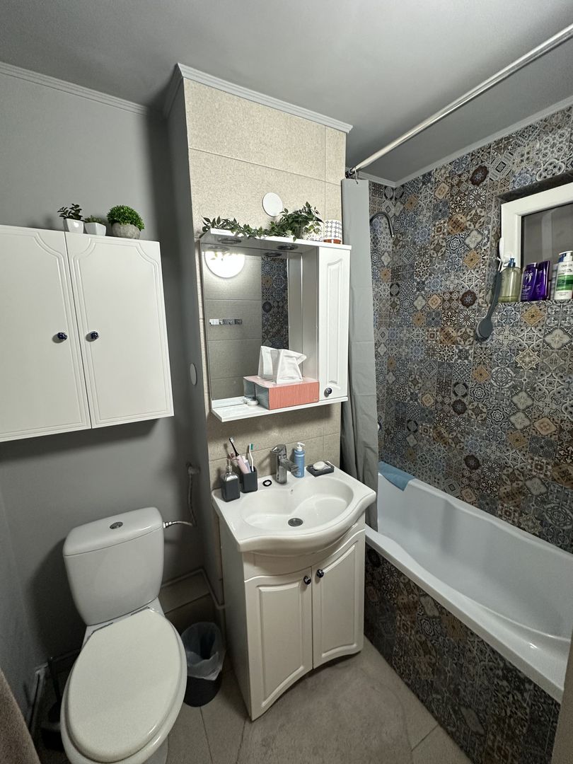 Apartment 3 camere mobilat - Poză 26