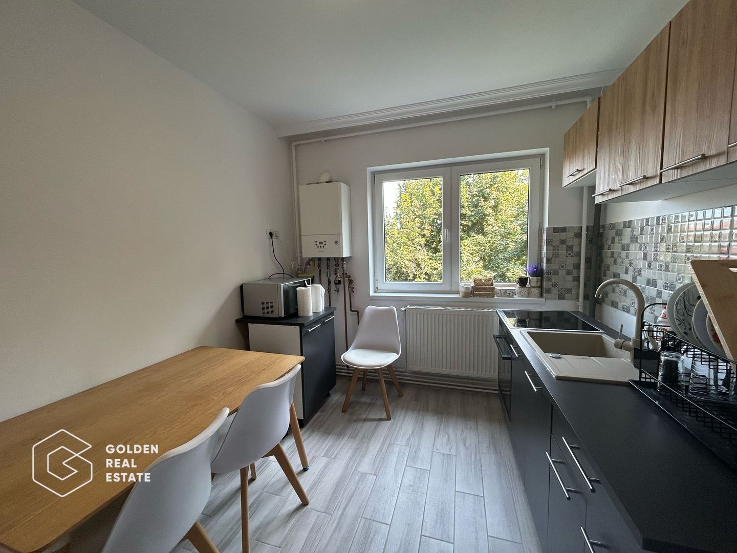 Apartament 2 camere, complet renovat, zona Centrala - Poză 7