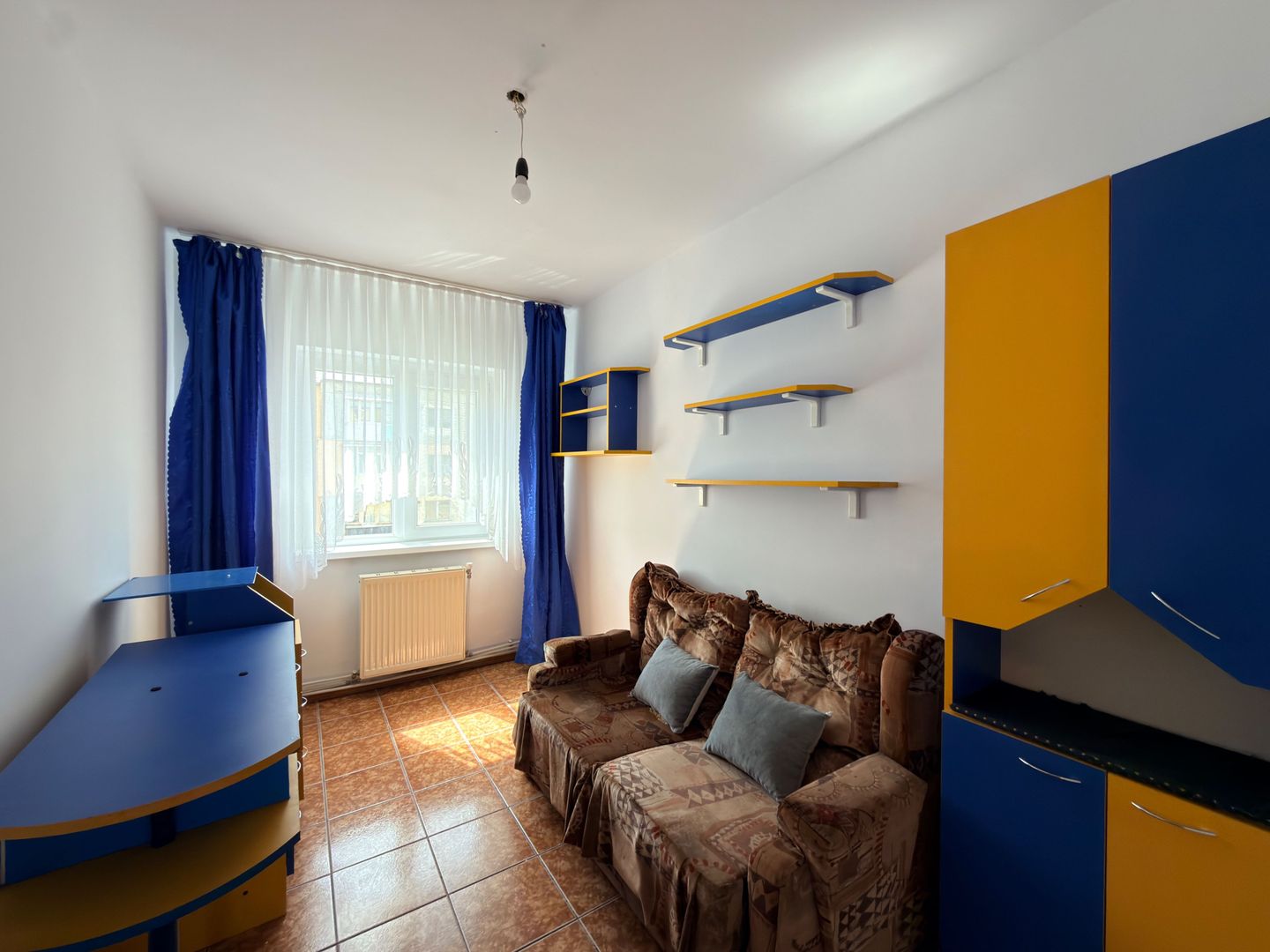 Apartament 3 camere etaj 3- Campulung-Zona Visoi! - Poză 11