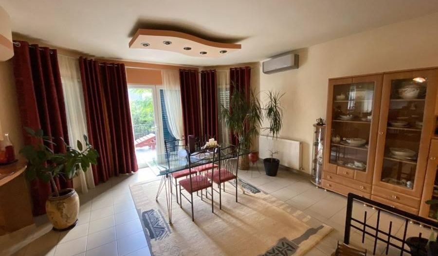 🏡 Casa individuala. Mobilata si utilata. Piscina exterioara.✨ - Poză 8