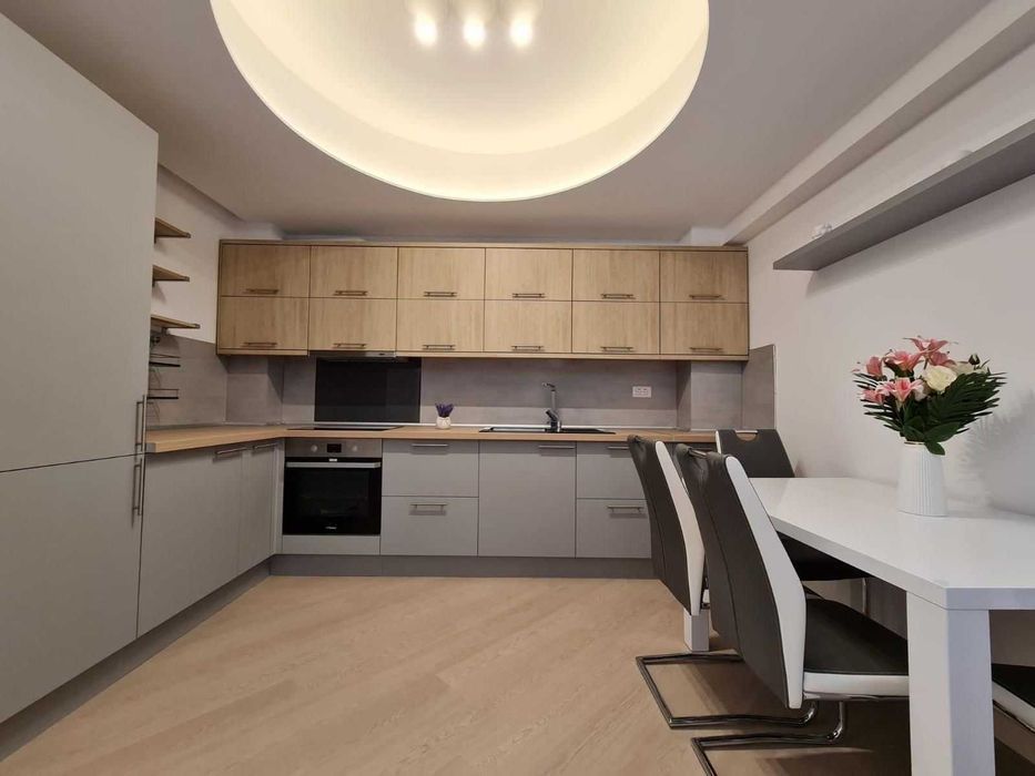 Apartament elegant cu 3 camere de închiriat – Cortina North - Poză 3