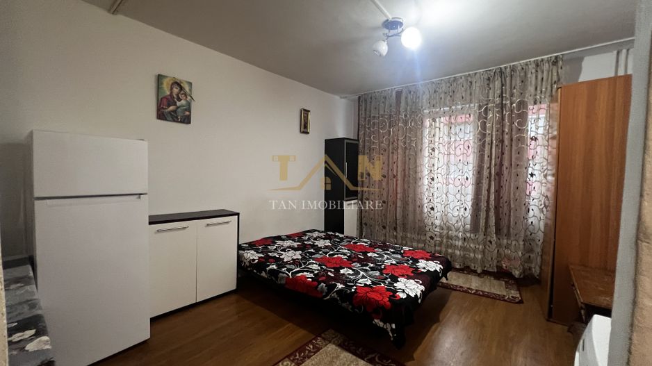 Garsoniera UMT De Vânzare - Poză 5