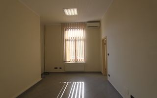 Birouri în vila - zona Balcescu - Poză 25