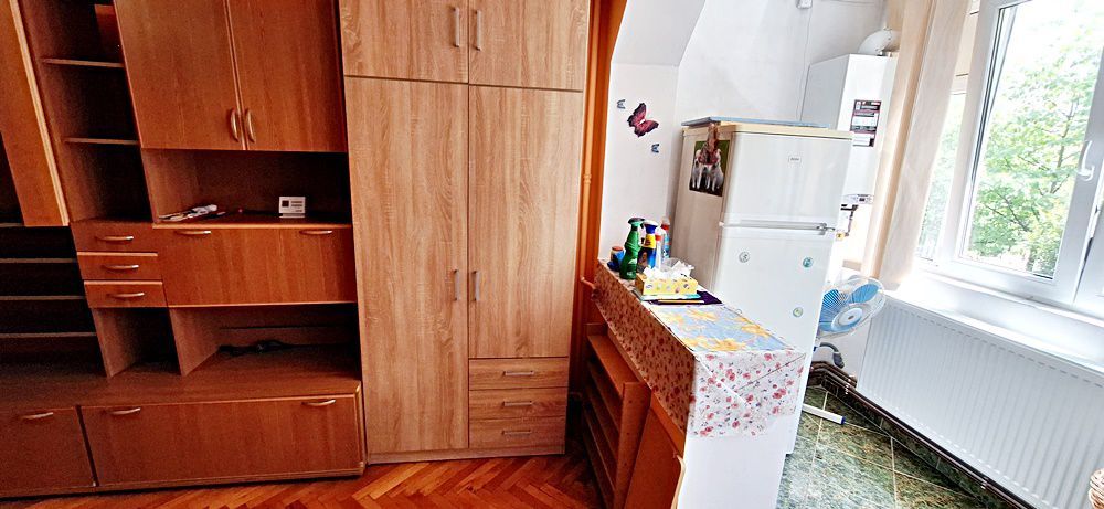 Garsoniera pe str. Soarelui, etaj 2, libera, 55000 euro - Poză 3