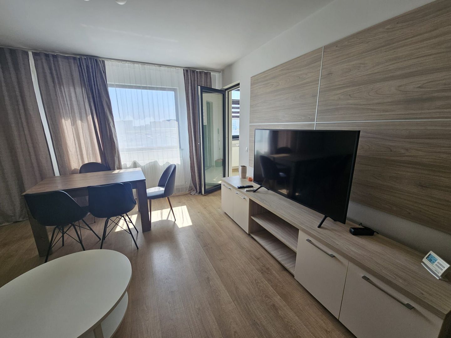 Apartament modern, 2 camere, Bălcescu Residence, parcare - Poză 1