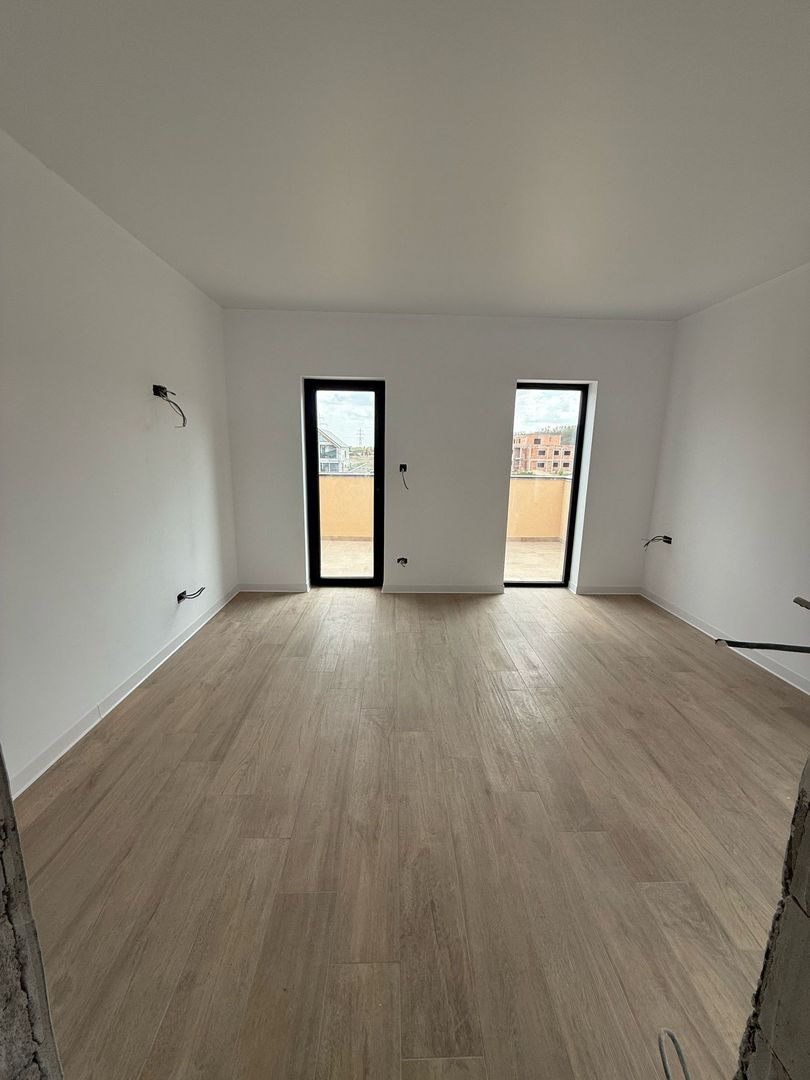 Duplex cu 3 dormitoare - Dumbravita - Poză 2