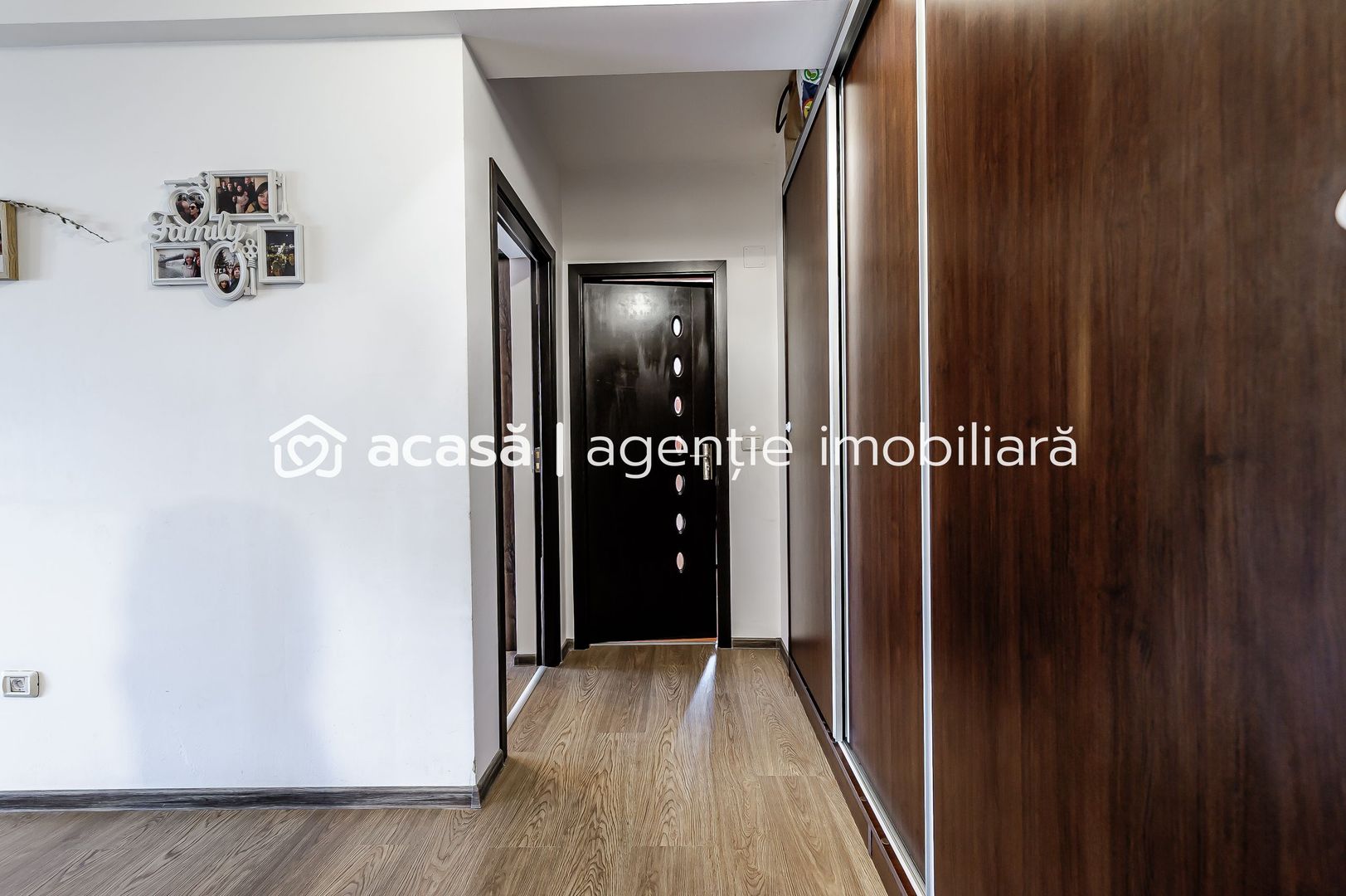REZERVAT Apartament amenajat cu 2 camere la etajul 1 in Subcetate - Poză 6