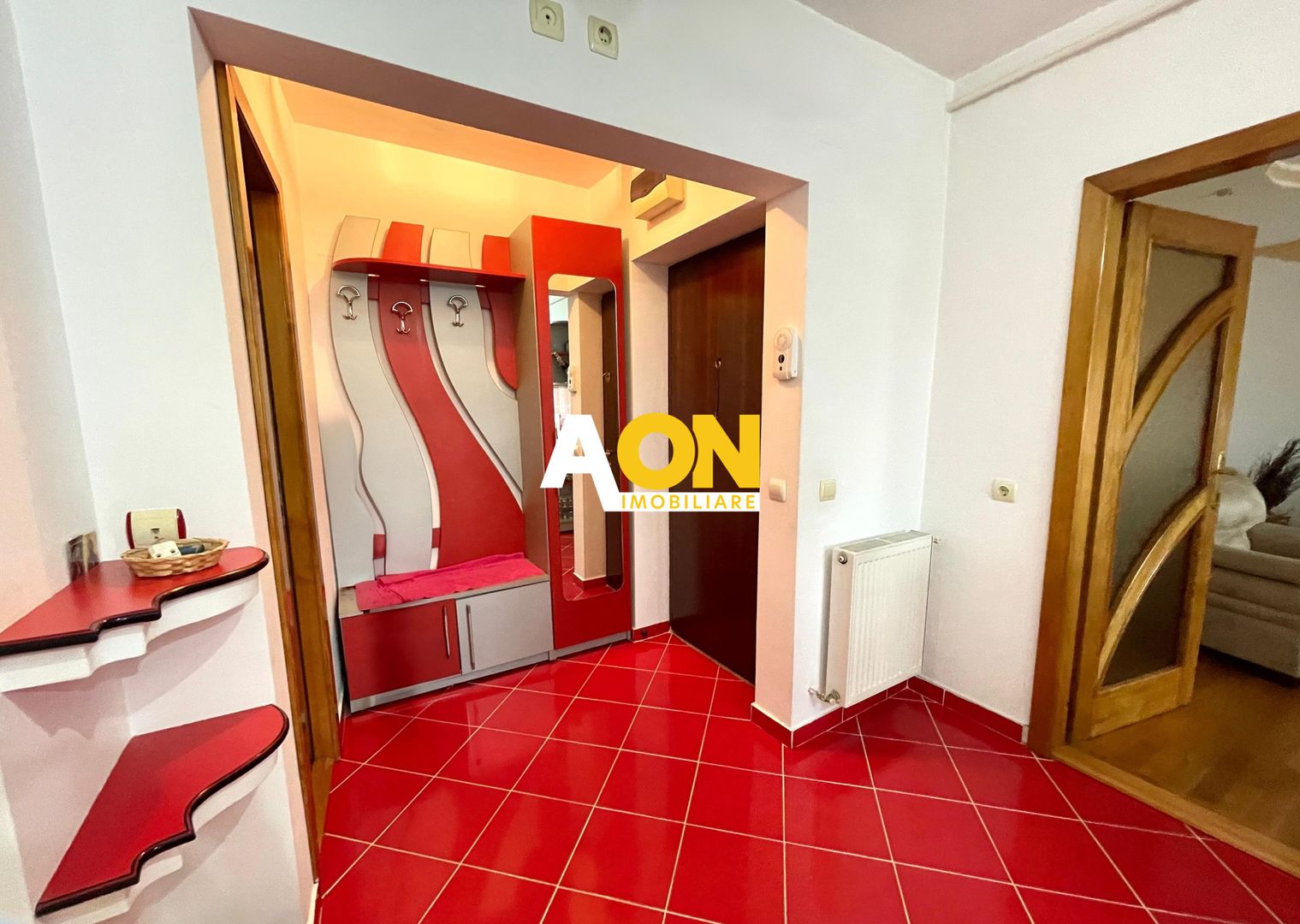 Apartament cu 3 camere, 2 bai, loc de parcare, boxa, zona Liceul Sport - Poză 13