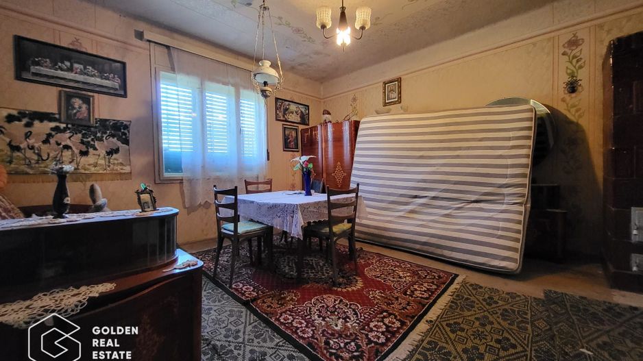 Casa  cu 3 corpuri de cladire, sat Lalasint - Poză 9