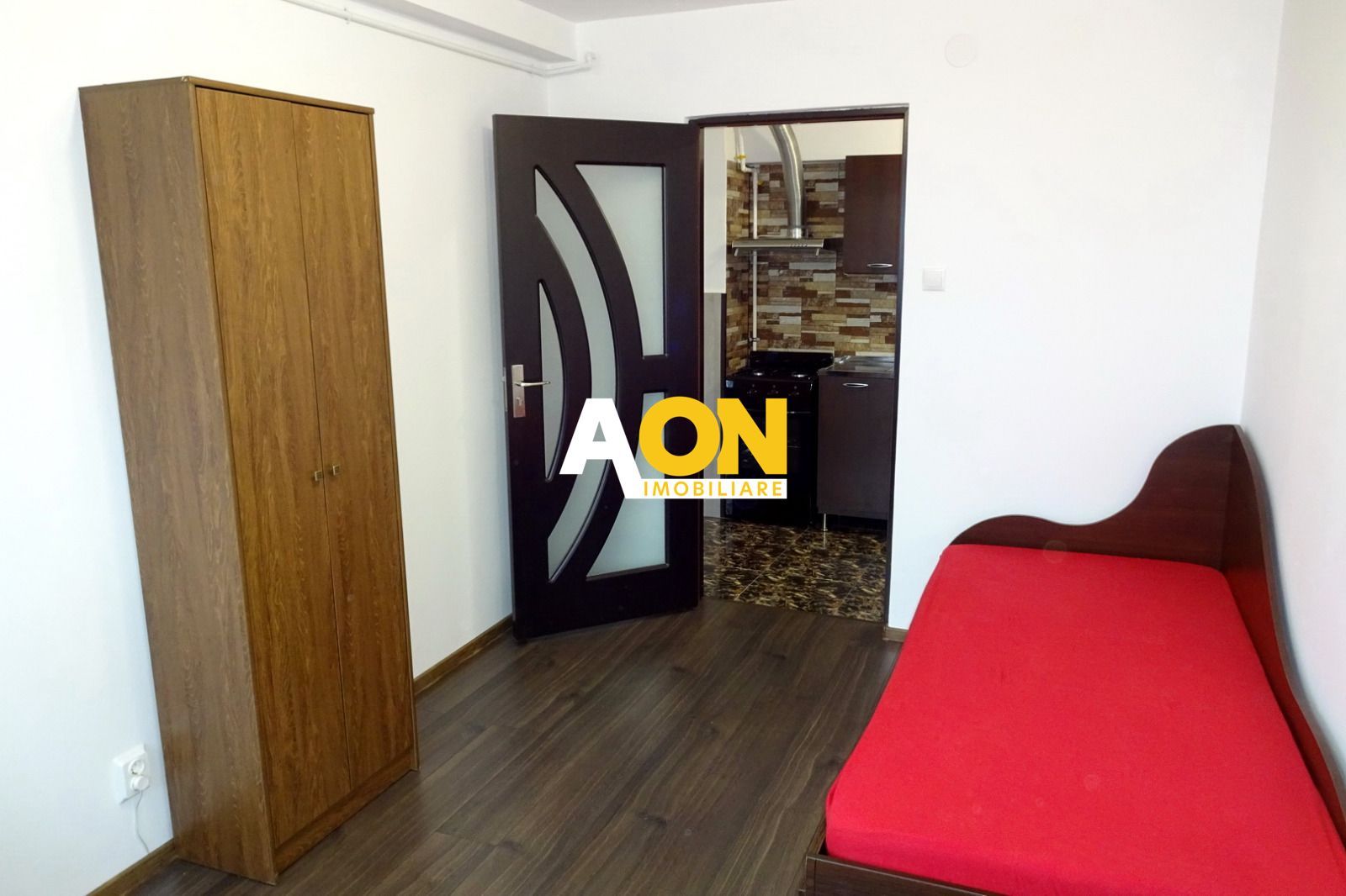 Apartament 4 Camere, Decomandat, 90 mp, Et.6, Zona Cetate - Poză 4