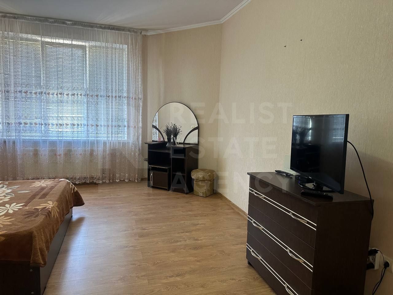 Chirie, 2 camere, Strada Mihail Frunze, Strășeni - Poză 3
