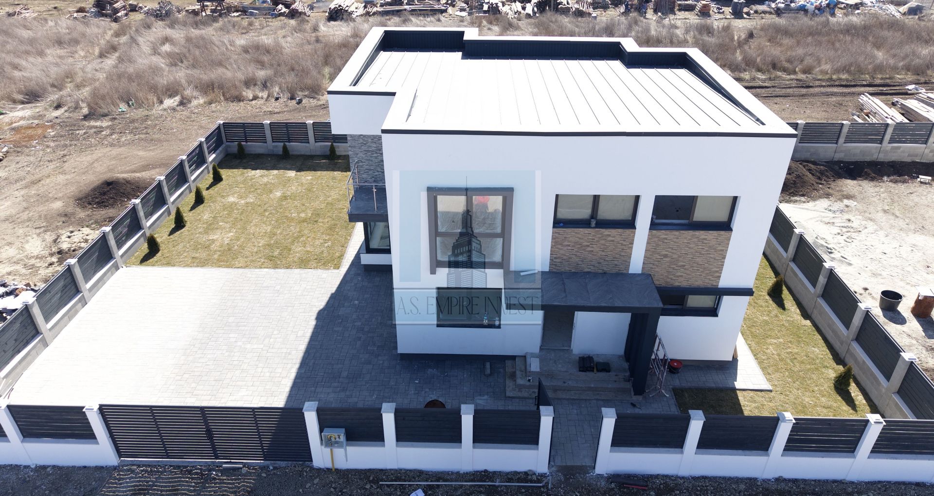 Casa/Villa ,stil Mediteranean, finalizată - zona Primăverii/Sanpetru - Poză 3