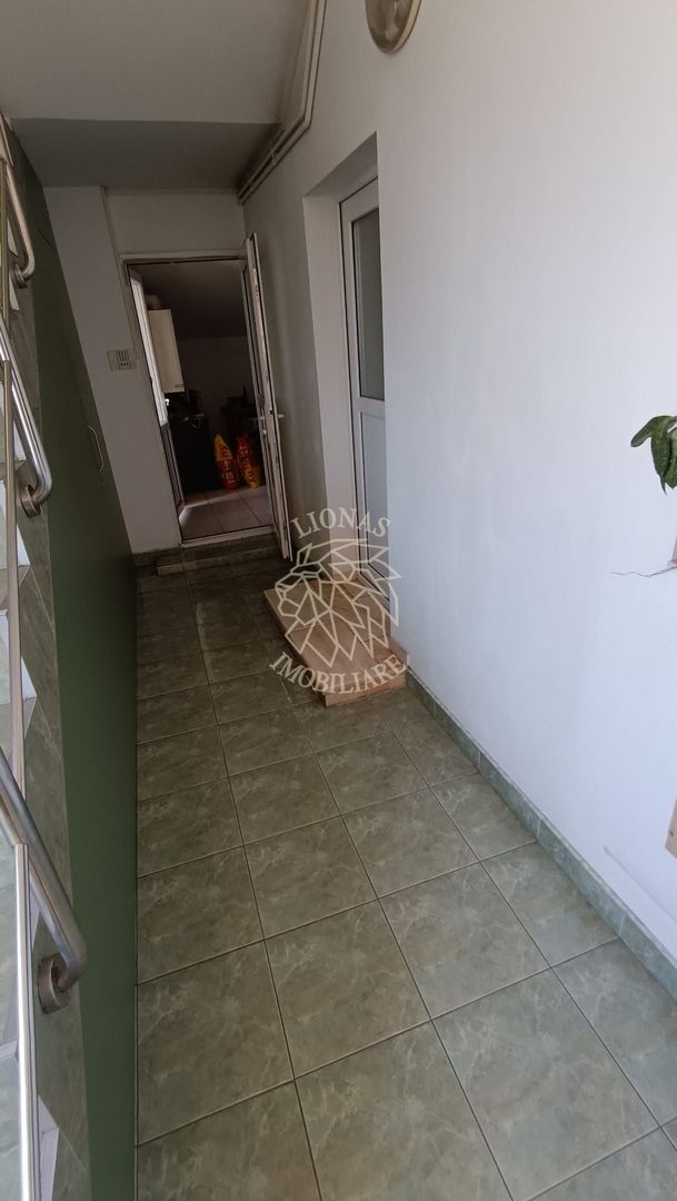 Spatiu comercial 140 mp-teren 1600 mp-ideal cabinet/magazin-Cetatii - Poză 4