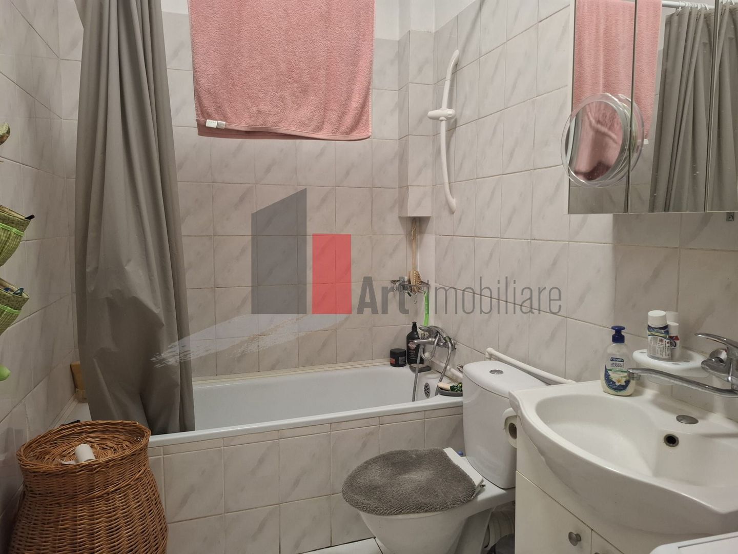 Apartament in vila Grivita-Basarab, 1500 EURO/MP UTIL,  LOC DE PARCARE - Poză 9