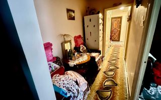 Apartament 3camere de vanzare - Poză 2