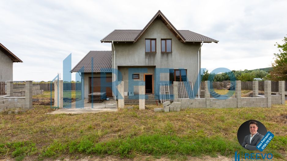 Vilă spațioasă cu vedere la pădure, la doar 15 minute de Bacău! - Poză 3