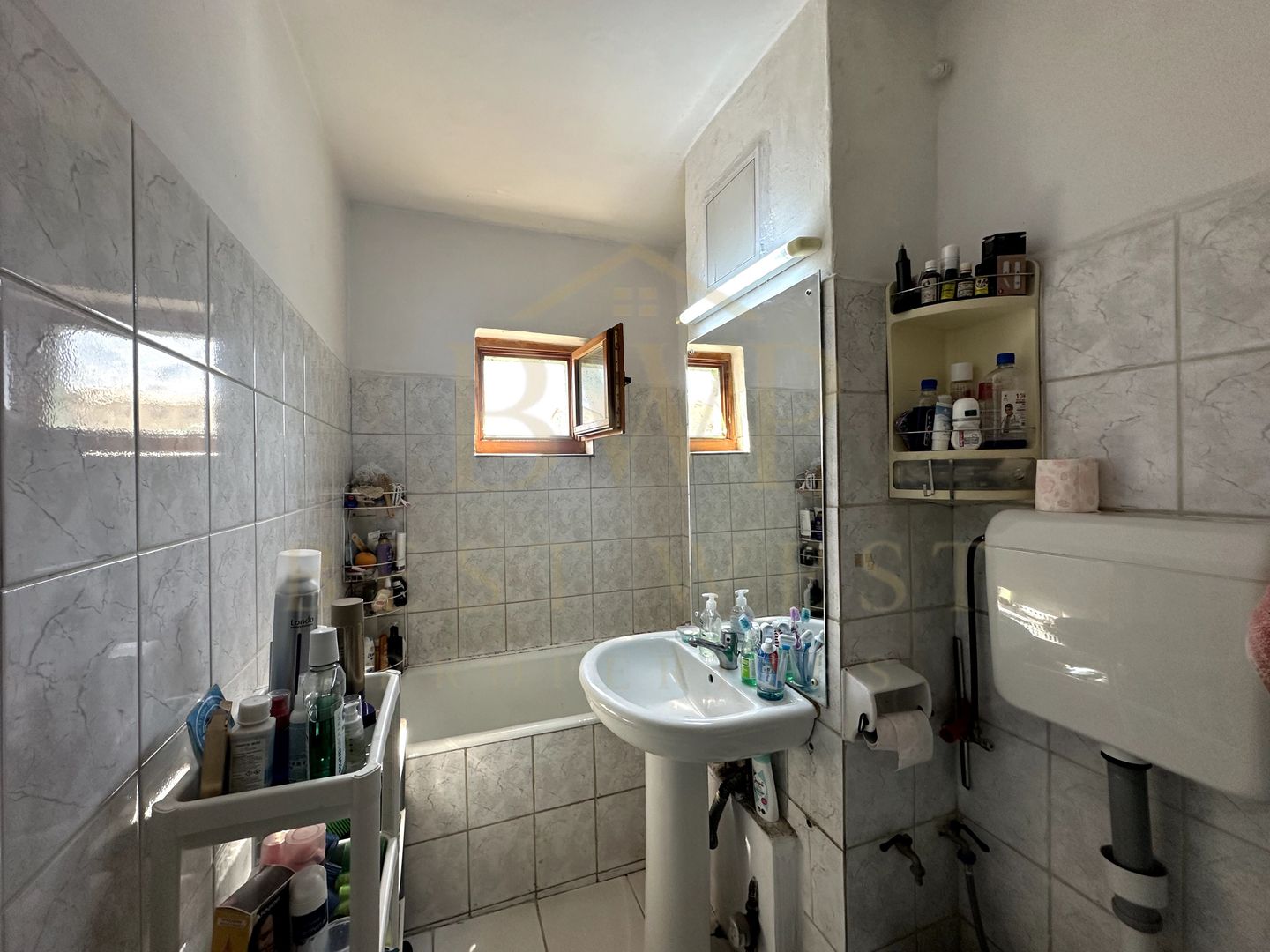 Apartament 3 camere, 2 bai, etaj intermediar, Dambovita - Poză 9