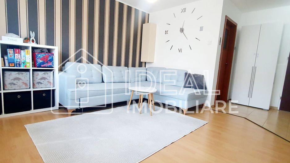 Apartament 3 camere si terasa zona Ciresica - Poză 1