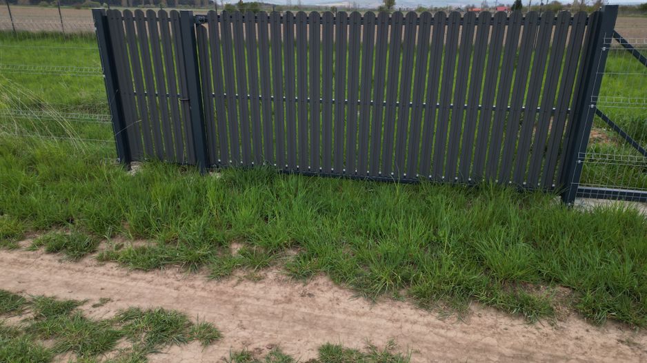 Teren intravilan 710 M²  împrejmuit com. Reci Covasna - Poză 5