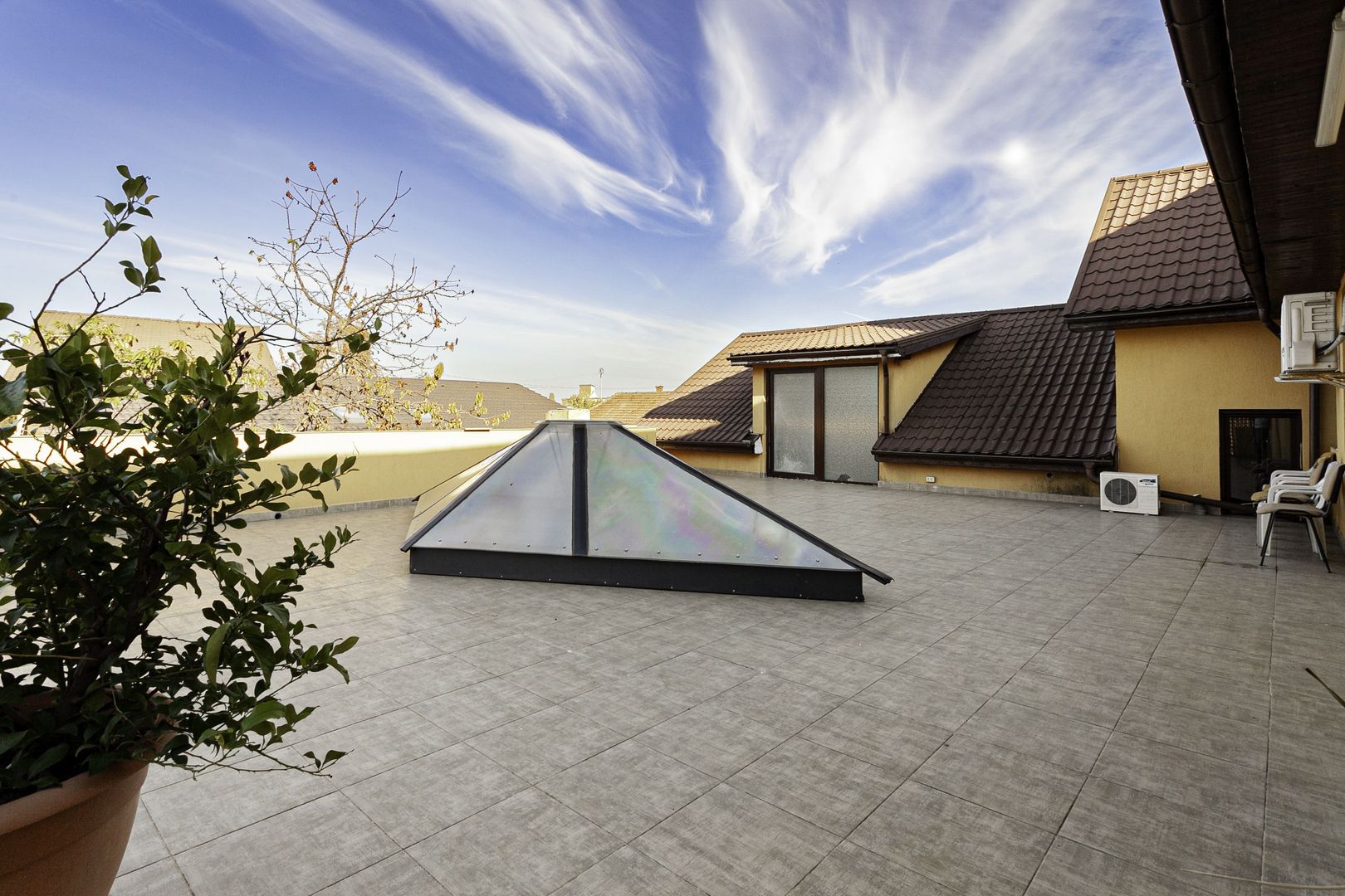 Spatiu de birou in zona excelenta Comision 0 - Poză 5