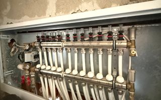 Casă spațioasă cu teren 806 mp - Poză 9