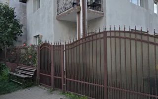 Casa de vanzare, 4 camere - Poză 2