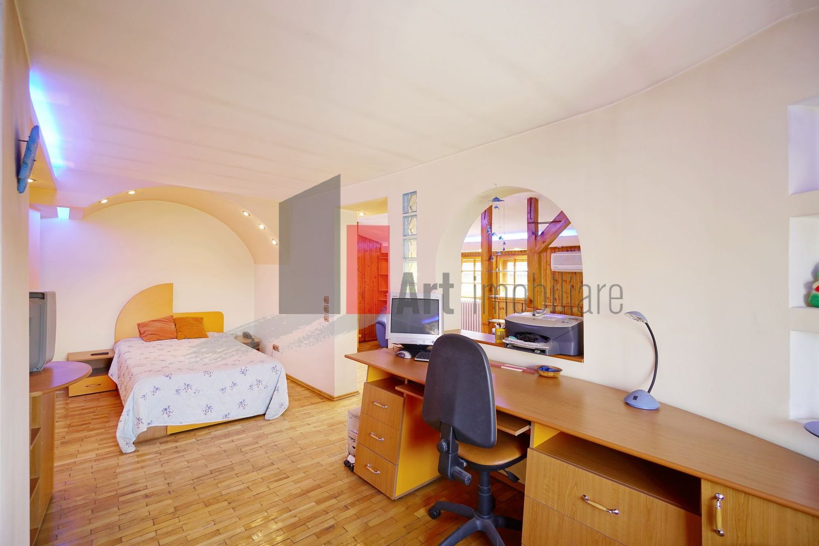 Vatra Luminoasa, jumatate de vila, intrare separata - Poză 13